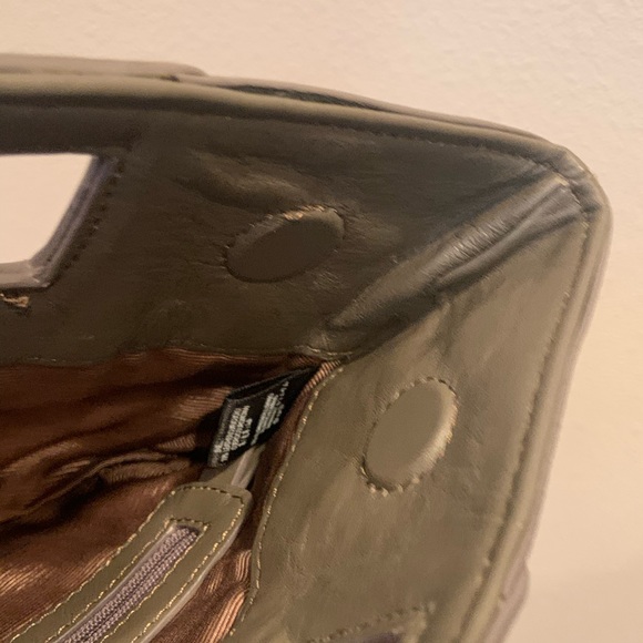 BCBGMaxAzria Silver & Grey Leather Clutch Purse - Picture 5 of 5